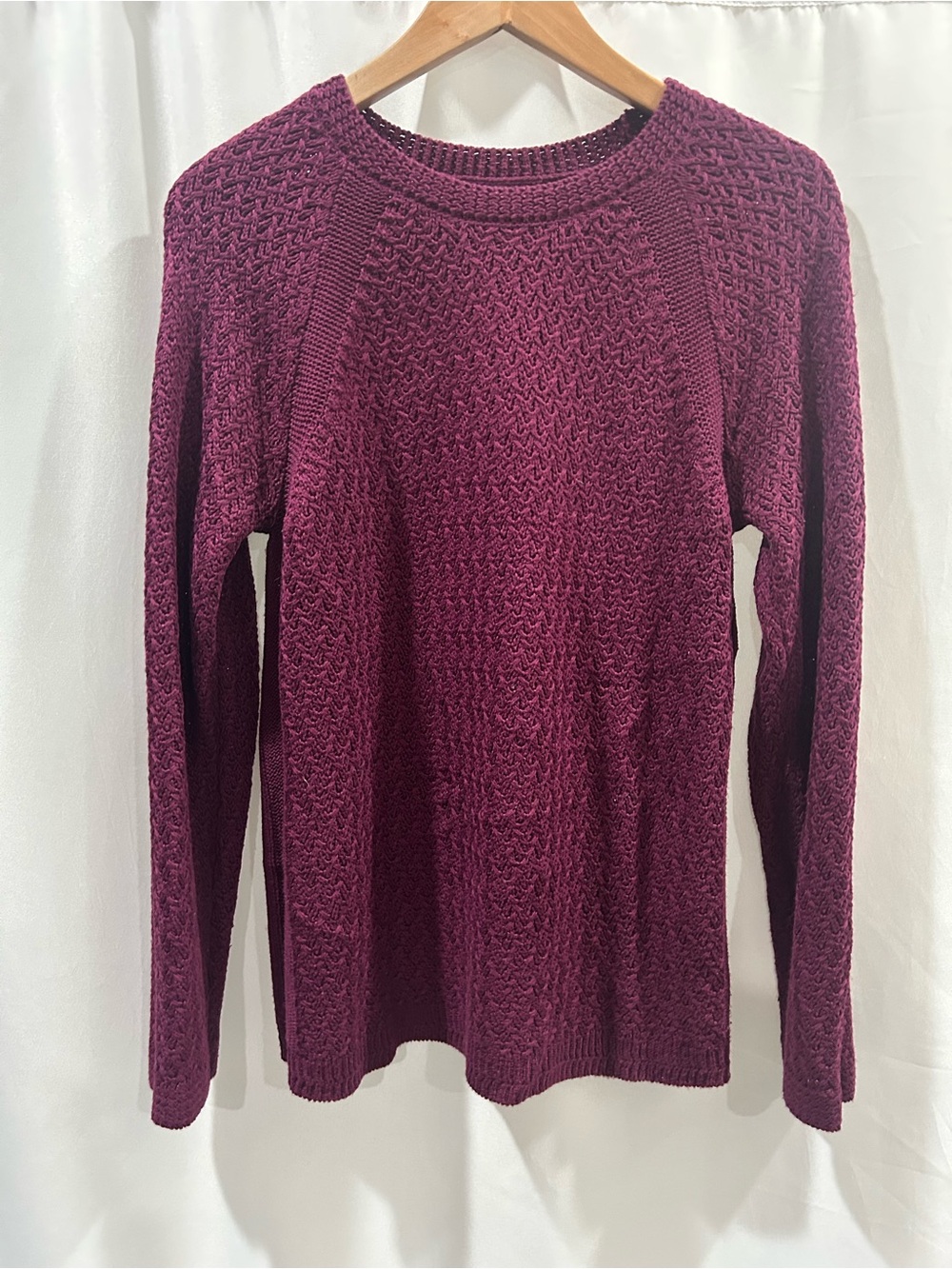Jones New York plum Textured Crew Neck Sweater EUC